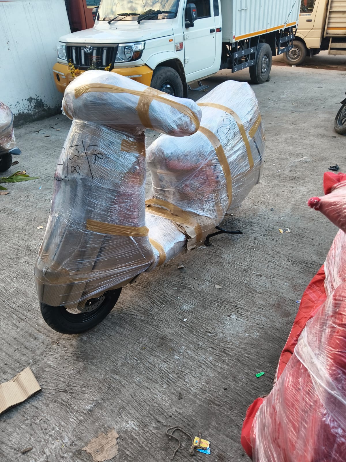 World Cargo Specialized Bike & Vehicle Transit